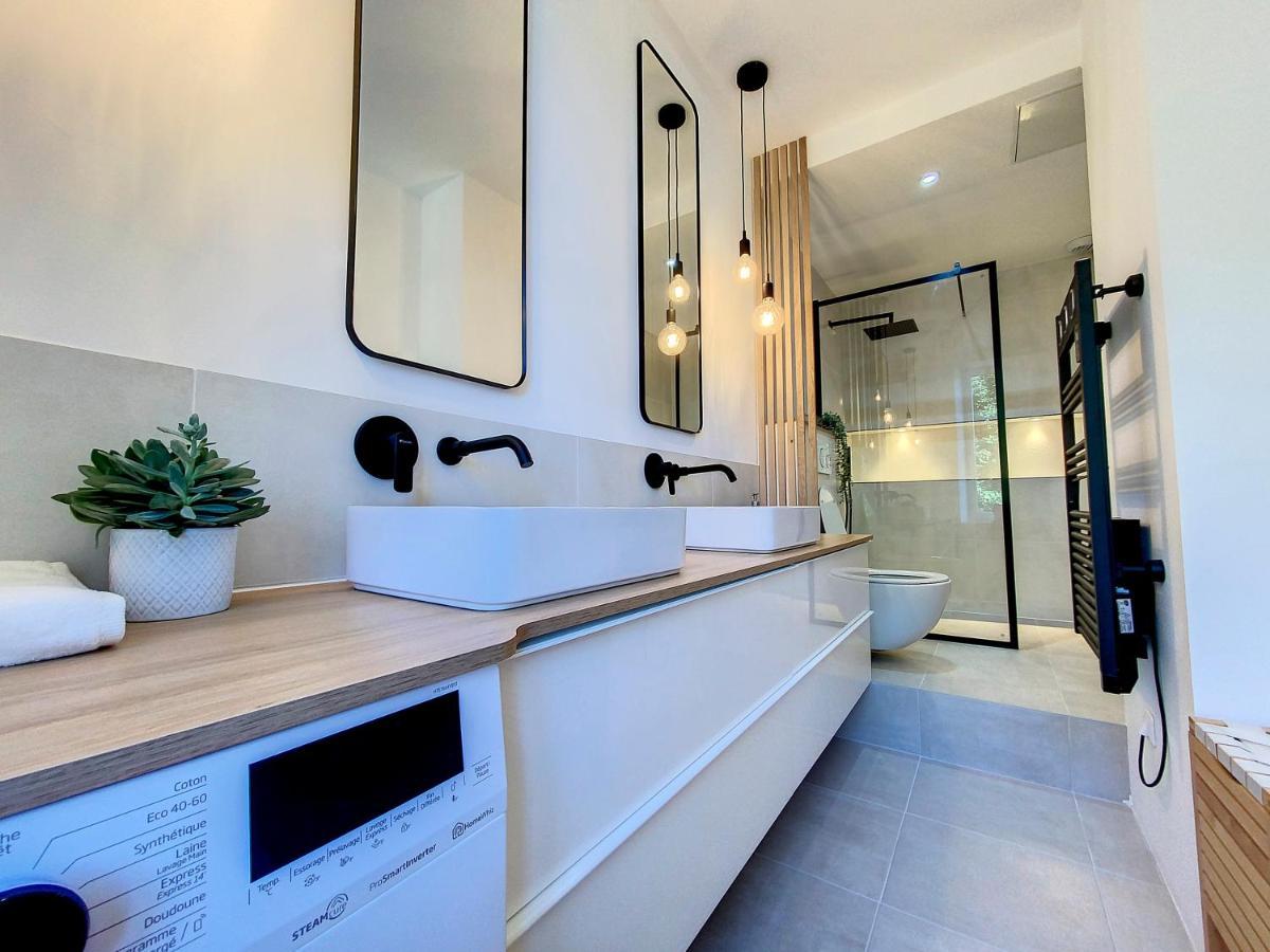 Appartchic - Appartement Standing - Plein Centre & Parking Prive Creon Exterior photo